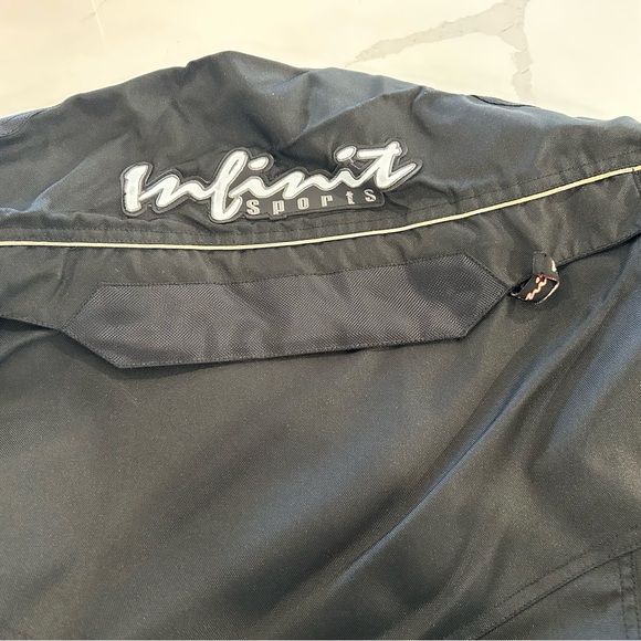 Infinit sledding Black Performance Jacket - Picture 6 of 8